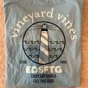 Baby blue vineyard vine tee. Size small- ladies